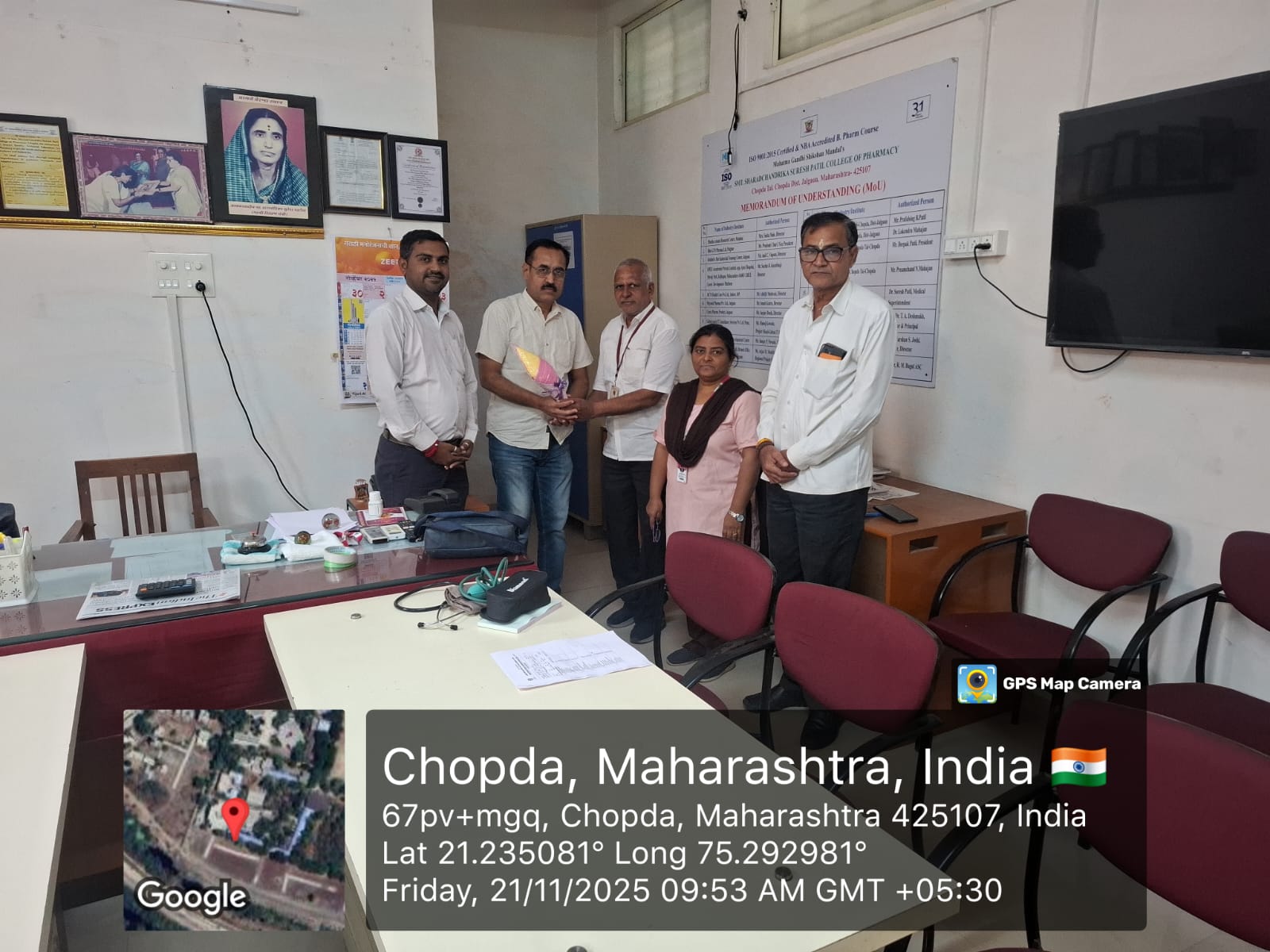 Today, on 21/11/2025, a free medical check-up camp for students was successfully conducted jointly by Smt. Sharadchandrika Suresh Patil College of Pharmacy, Chopda and Kavayitri Bahinabai Chaudhari No